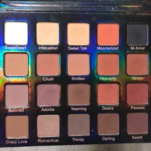 Violet Voss Matte About You Pro eyeshadow palette